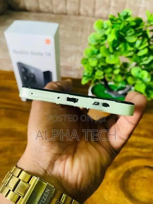 Xiaomi Redmi Note 14 8GB 256GB (Used)