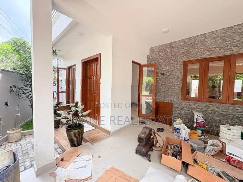 Luxury New House Sale In Malabe