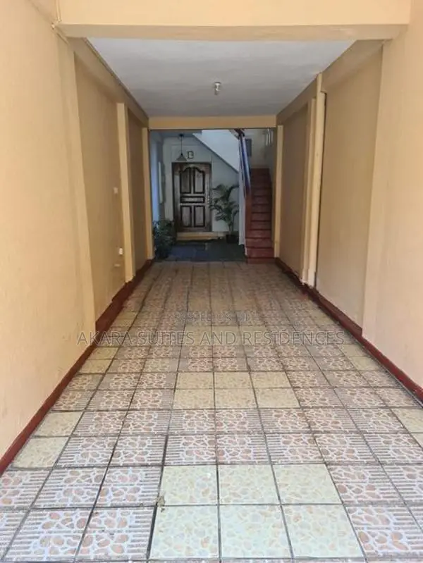 06 Perches - House for Sale HL19073 Colombo 04