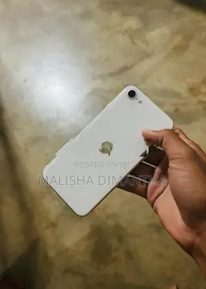 Apple iPhone SE 2 (Used)