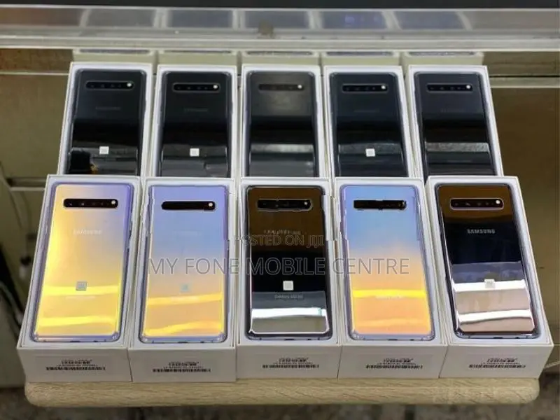 Samsung Galaxy S10 Plus 128GB 8GB RAM 5G. (Brand New)