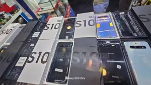 Samsung Galaxy S10 Plus 128GB 8GB RAM 5G. (Brand New)
