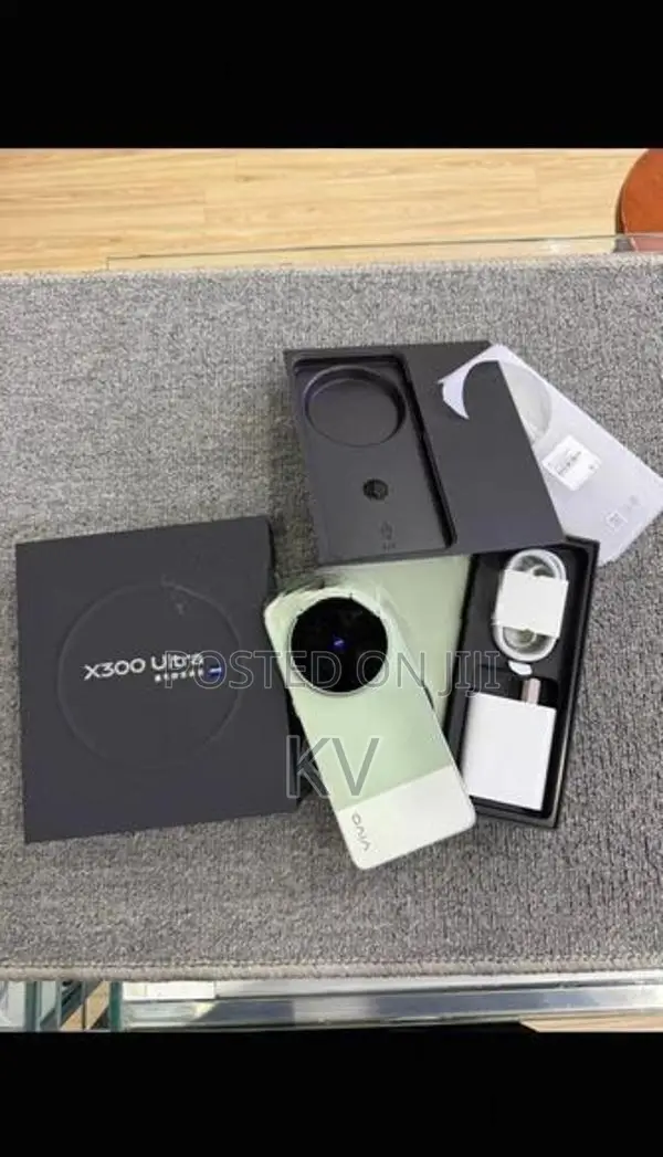 Vivo X300 Ultra 16-512 (Used)