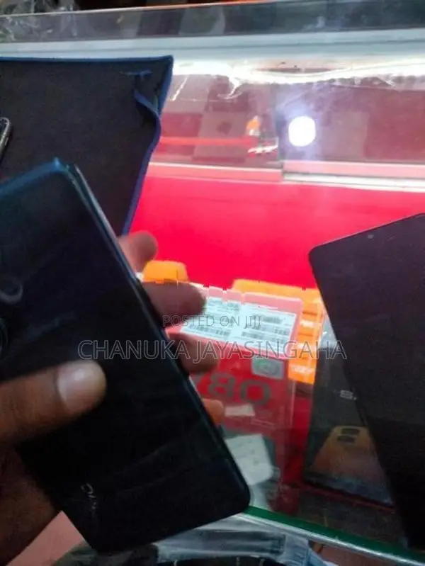 Vivo V60 (Used)