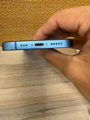 Apple iPhone 13 (Used)