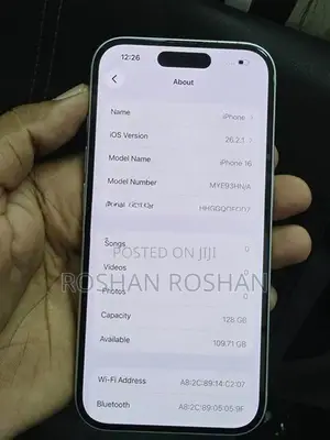 Apple iPhone 16 (Used)