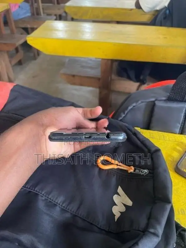 Samsung Galaxy A10 (Used)