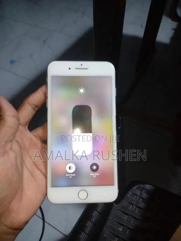 Apple iPhone 8 Plus (Used)