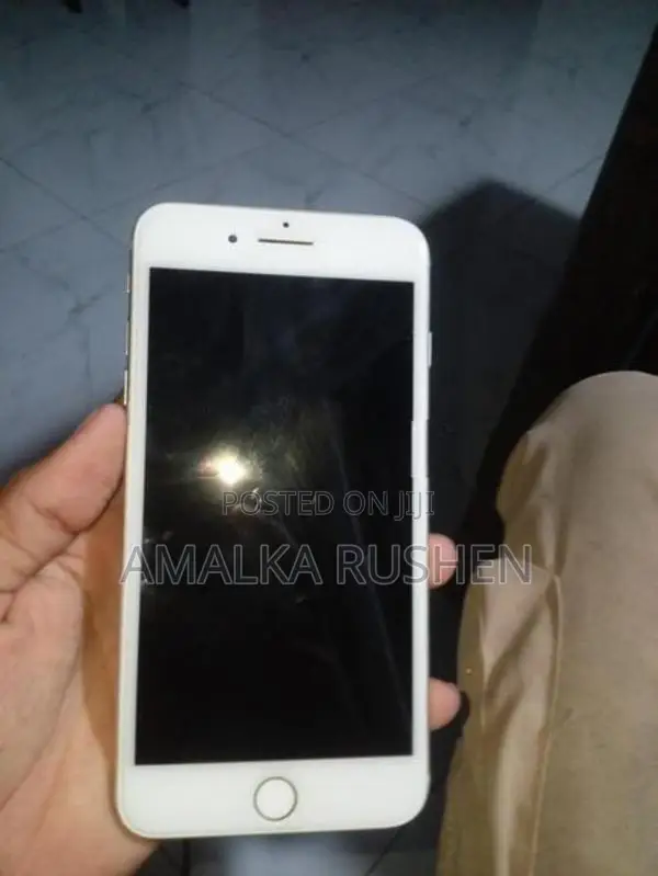 Apple iPhone 8 Plus (Used)