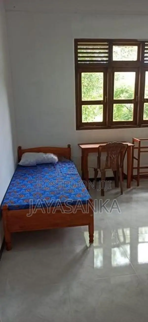 Rooms For Girls – Piliyandala ගැහැණු ළමුන් සඳහා කාමර පහසුකම්