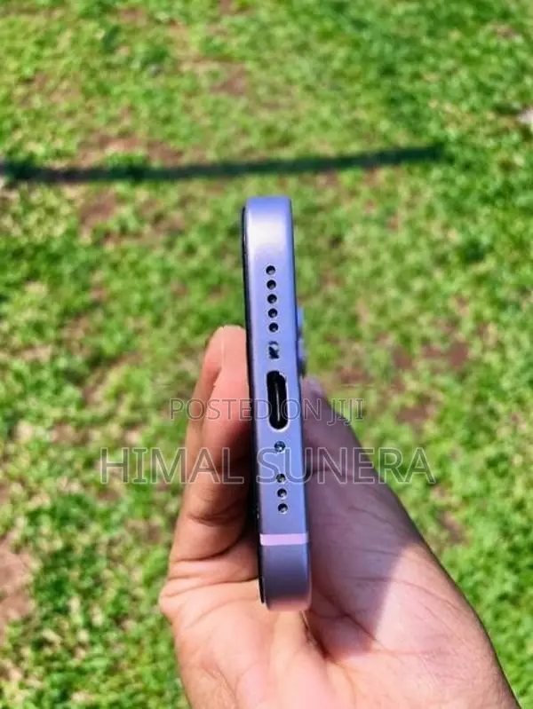 Apple iPhone 15 (Used)