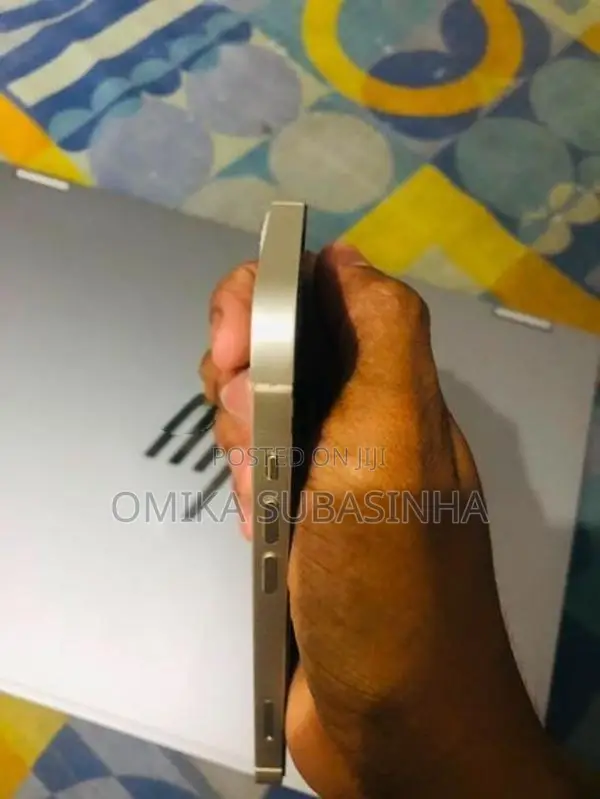 Apple iPhone 13 (Used)
