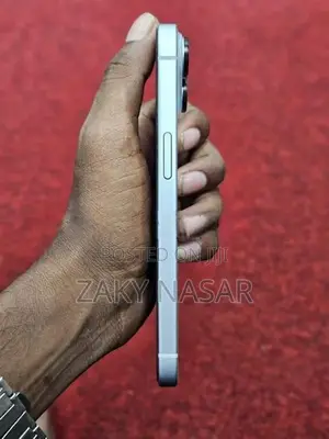 Apple iPhone 15 (Used)
