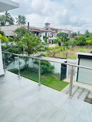 Luxury New House For Sale In Athurugiriya