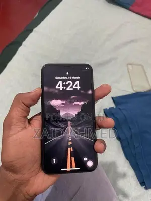 Apple iPhone XS (Used)
