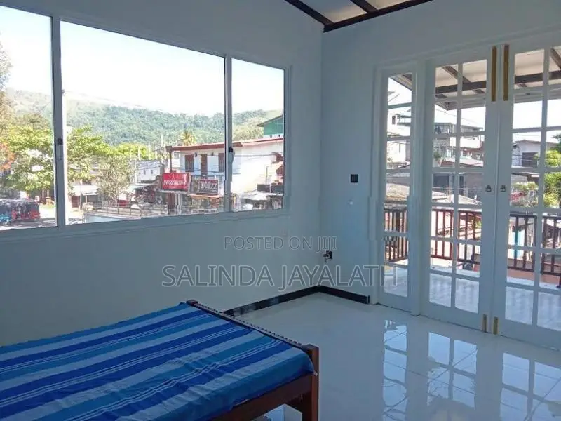 Room With Bathroom In Badulla