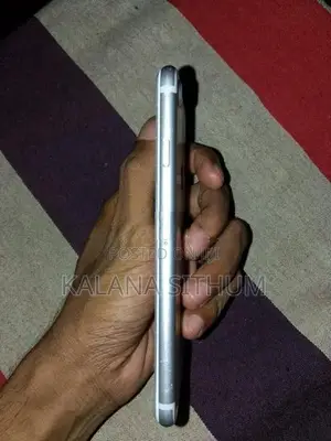 Apple iPhone 7 (Used)
