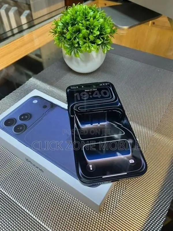 Apple iPhone 17 Pro Max (Used)