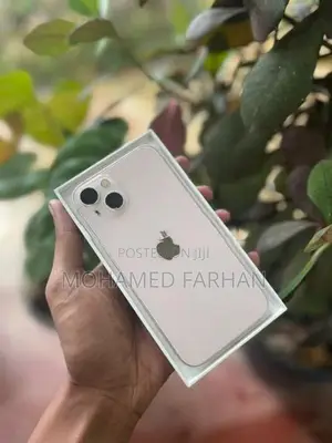 Apple iPhone 13 (Used)