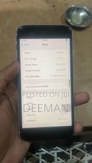 Apple iPhone SE 2 (Used)