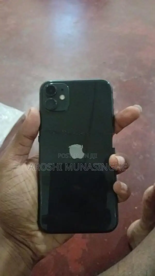 Apple iPhone 11 (Used)