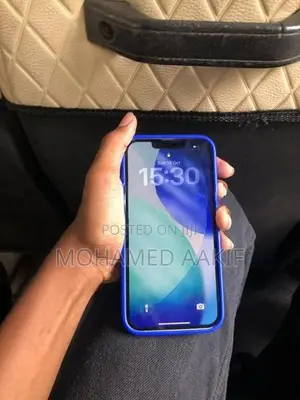 Apple iPhone 13 (Used)