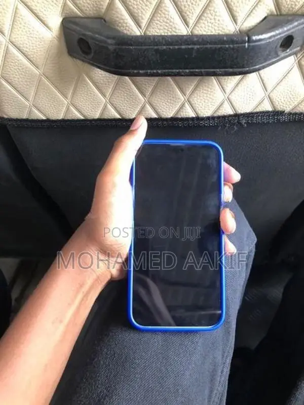 Apple iPhone 13 (Used)