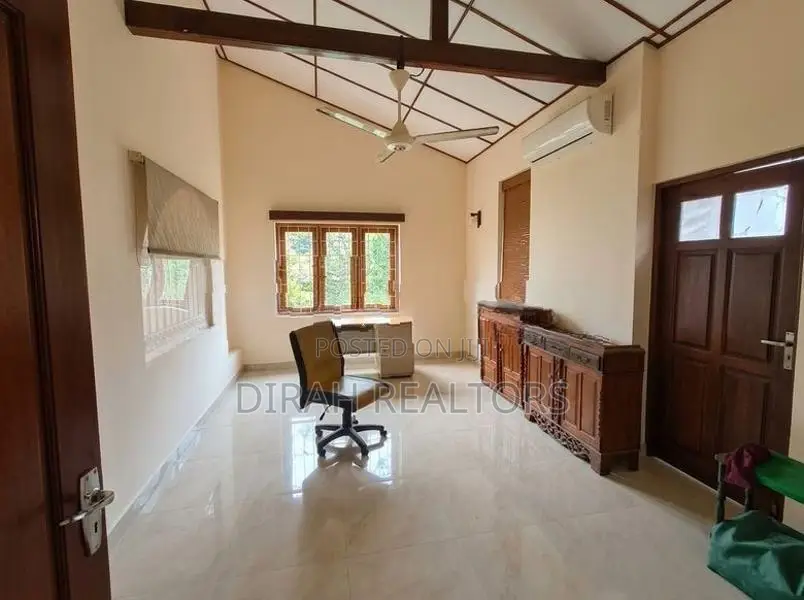 4BR House For Rent | Colombo 5 (SA-004)