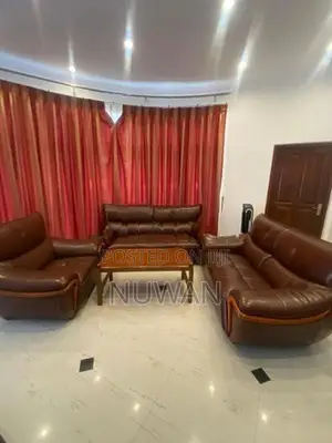 Stand alone three storey modern house for rent in Rajagiriya