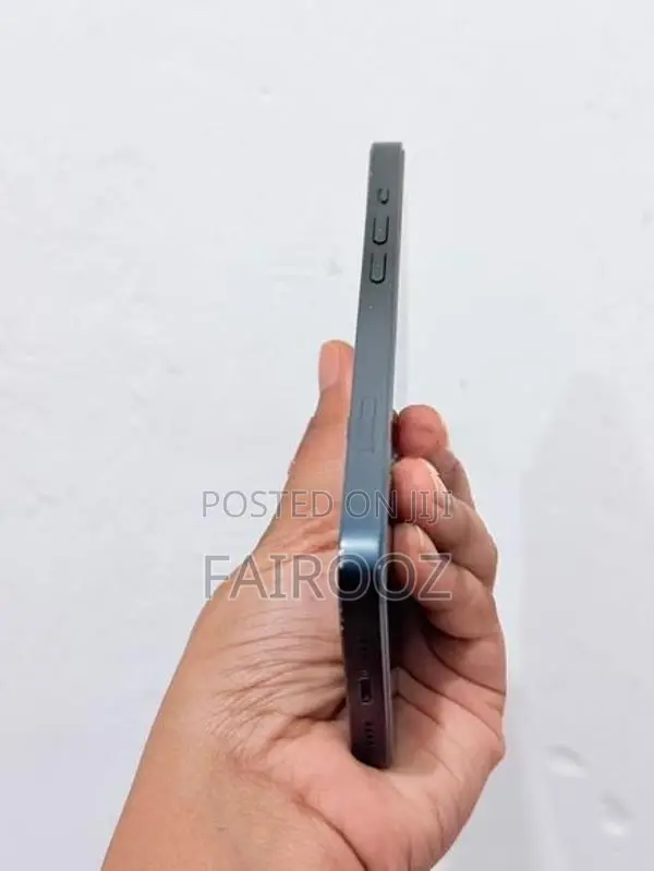 Apple iPhone 14 (Used)
