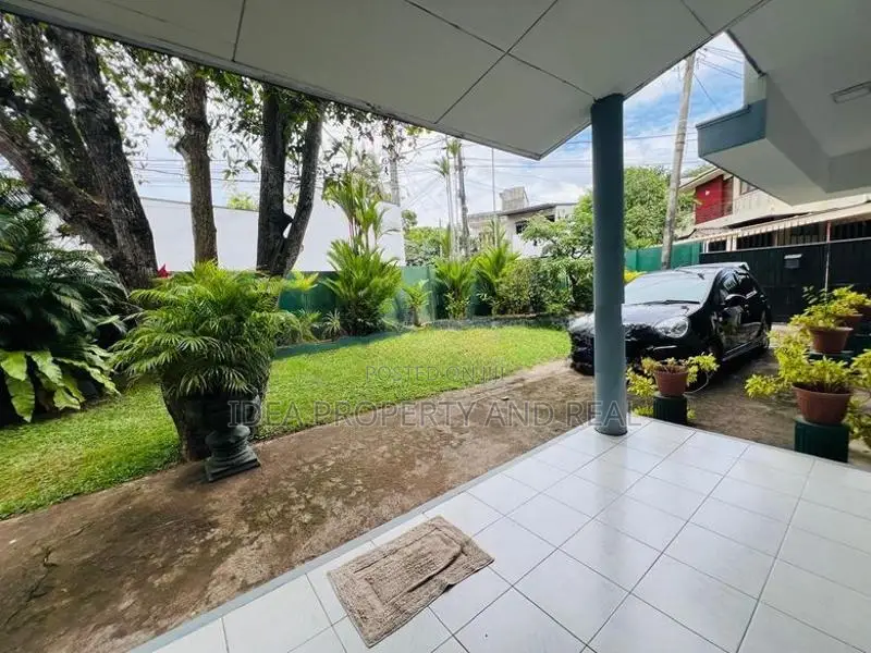 (SDS - 586) Spacious Two Storey House Sale in Pitakotte