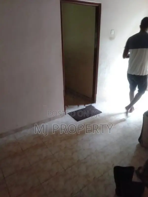 ( TS-1295) Valuable Two Storey House Sale In Eheliyagoda