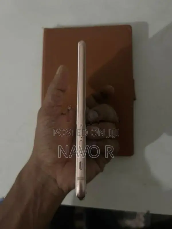 Apple iPhone 8 Plus (Used)