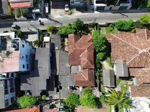21.40 P COLONIAL TYPE HOUSE FOR SALE IN DEHIWALA