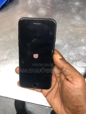 Apple iPhone 7 (Used)