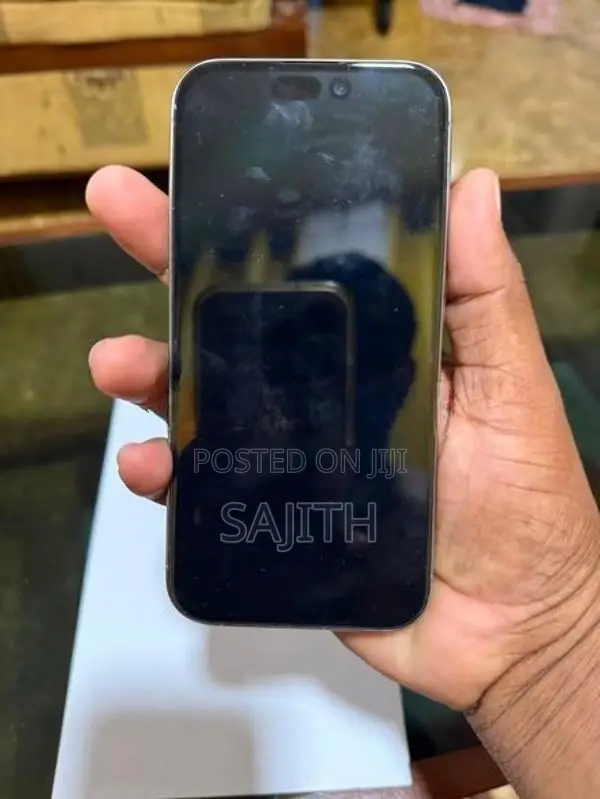Apple iPhone 15 Pro 128GB (Used)