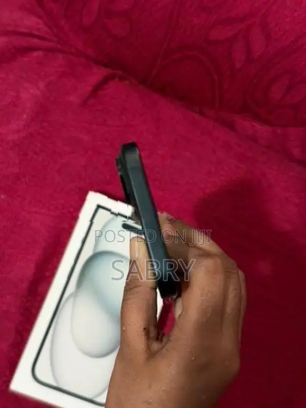 Apple iPhone 15 (Used)