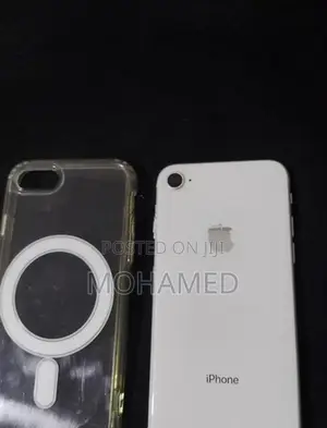 Apple iPhone 8 (Used)