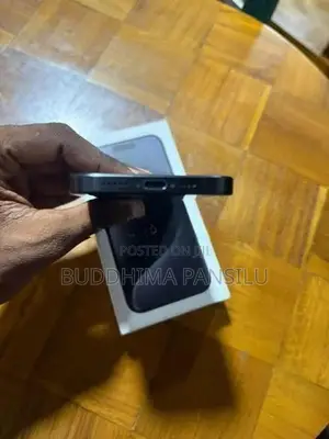 Apple iPhone 15 Pro (Used)