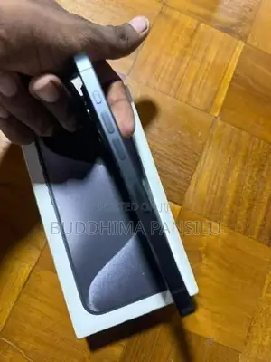 Apple iPhone 15 Pro (Used)