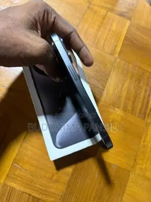 Apple iPhone 15 Pro (Used)