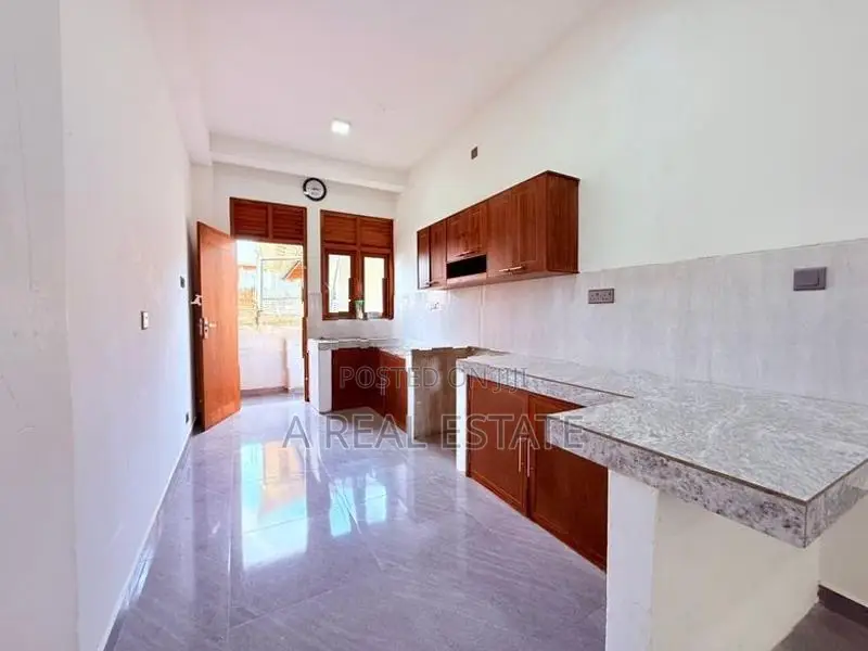 1st Floor 4 Bedroom House For Rent In Dehiwala Mount Lavinia