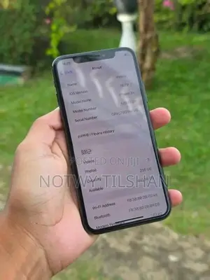 Apple iPhone XS (Used)
