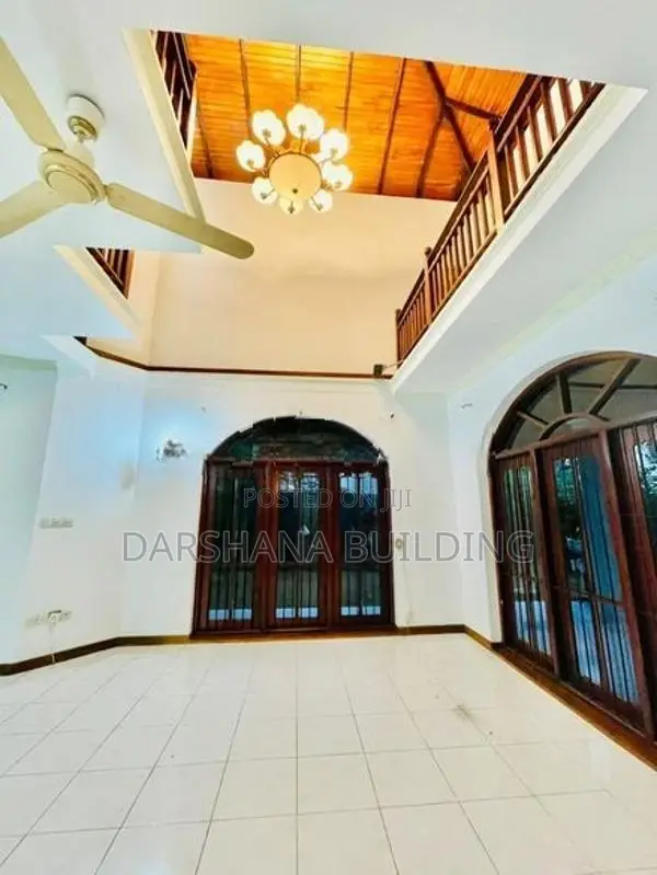 Luxury House For Rent In Nawala Nugegoda