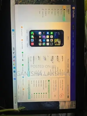 Apple iPhone 13 (Used)