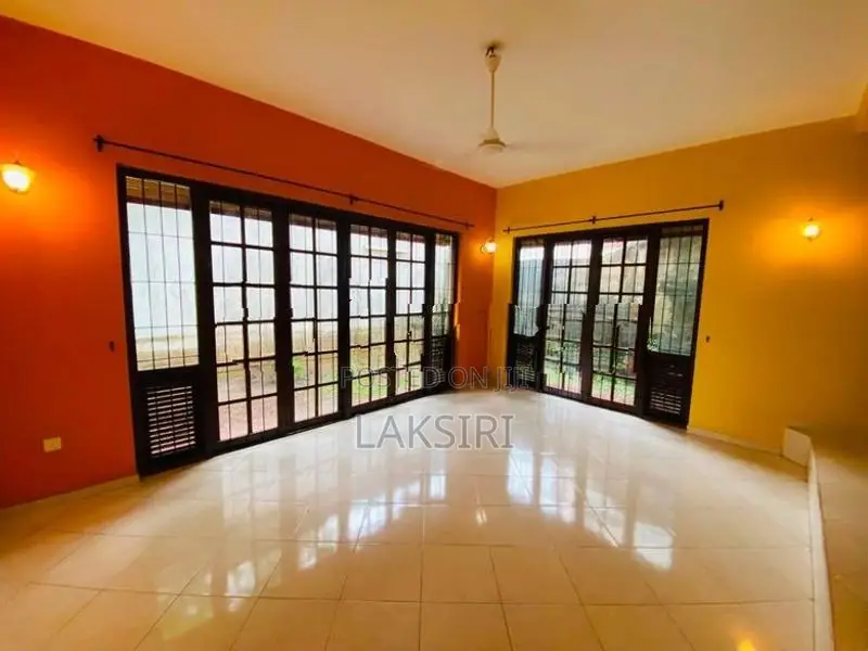 5 Bedrooms Modern House Rent Recidence Office Kotte Ethulkotte