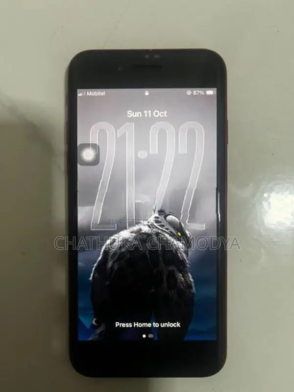 Apple iPhone SE 2 (Used)