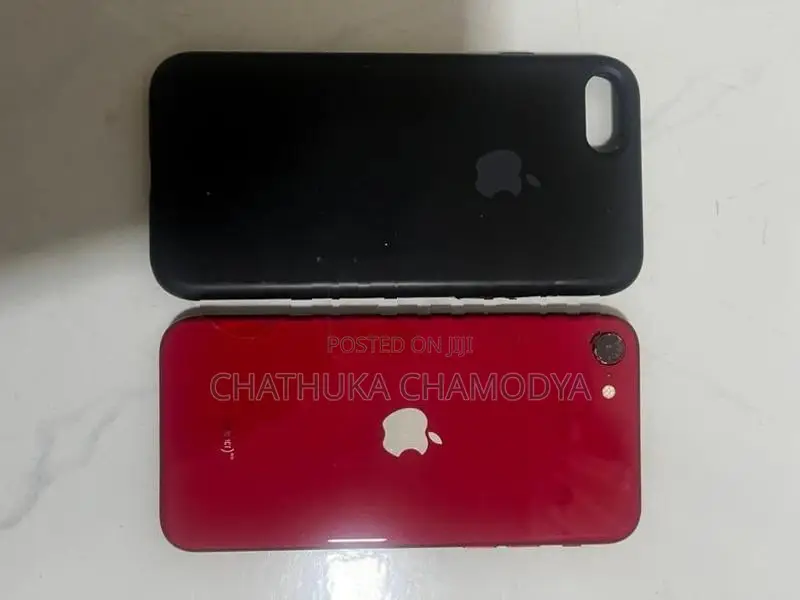 Apple iPhone SE 2 (Used)