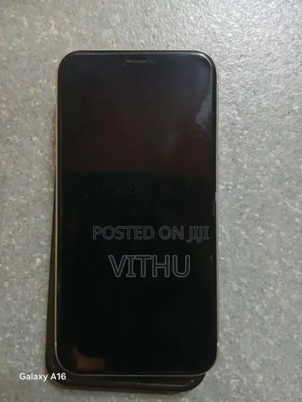 Apple iPhone 11 (Used)