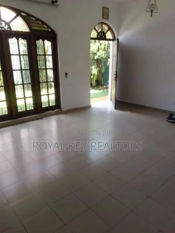 08 Bedroom - Unfurnished House For Rent In Dehiwala